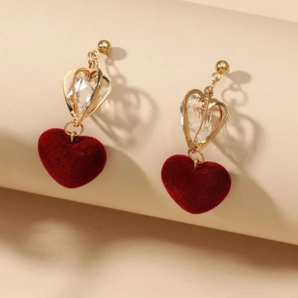 Heart decor drop earrings